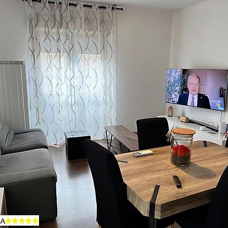 Gorizia Central Luxe Apartment 6 Posti Letto Ngoại thất bức ảnh